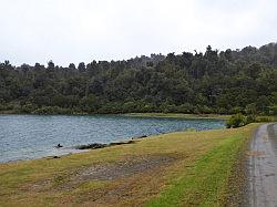 Lake Waikaremoana en Falls