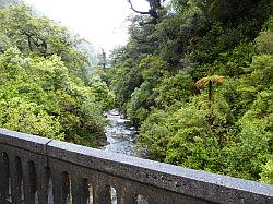 Lake Waikaremoana en Falls